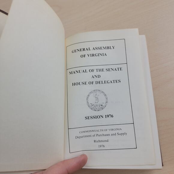 VTG Manual of the Senate Book - Picture 6 of 13